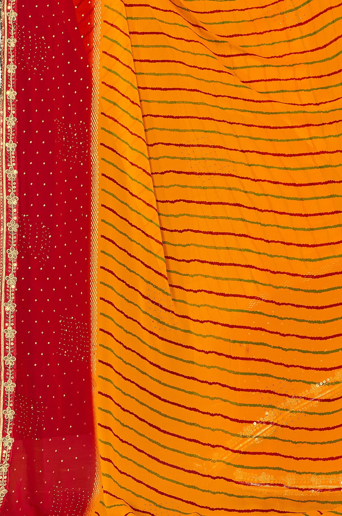 Women's Georgette Bandhani Saree With Unstitched Blouse Piece