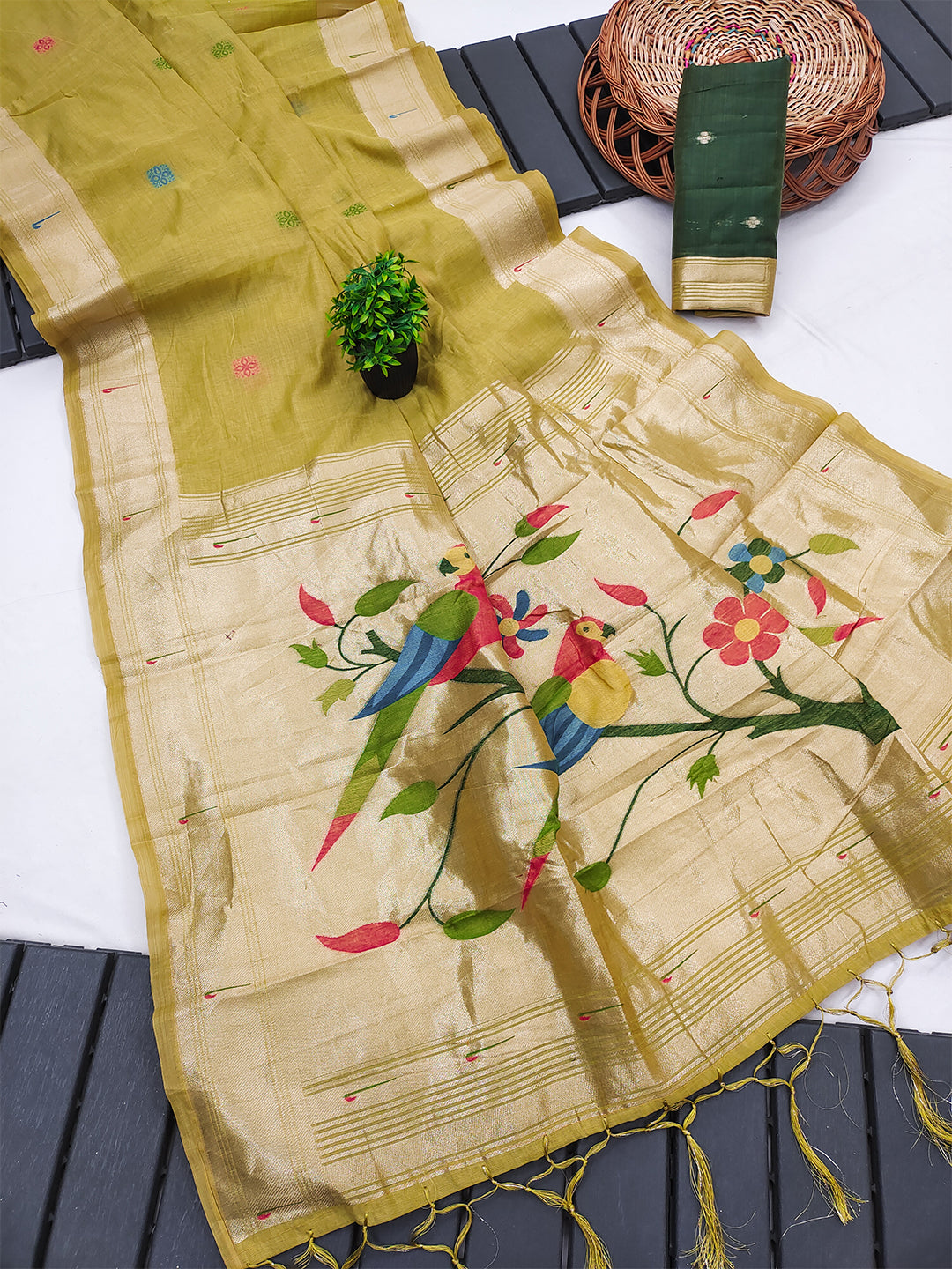 Women's Cotton Paithani Saree With Unstitched Blouse Piece