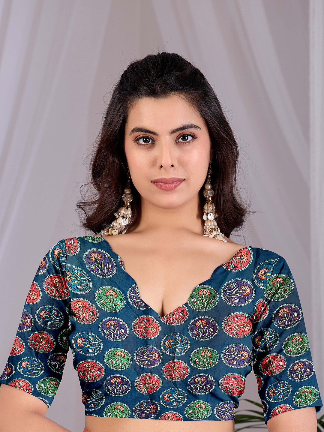 Women's Satin Georgette Saree With Unstitched Blouse Piece