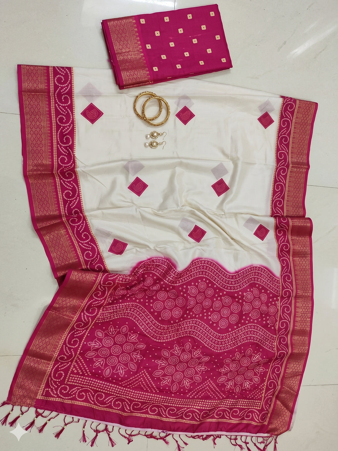 Women's Banarasi Cotton Silk Saree With Unstitched Blouse Piece