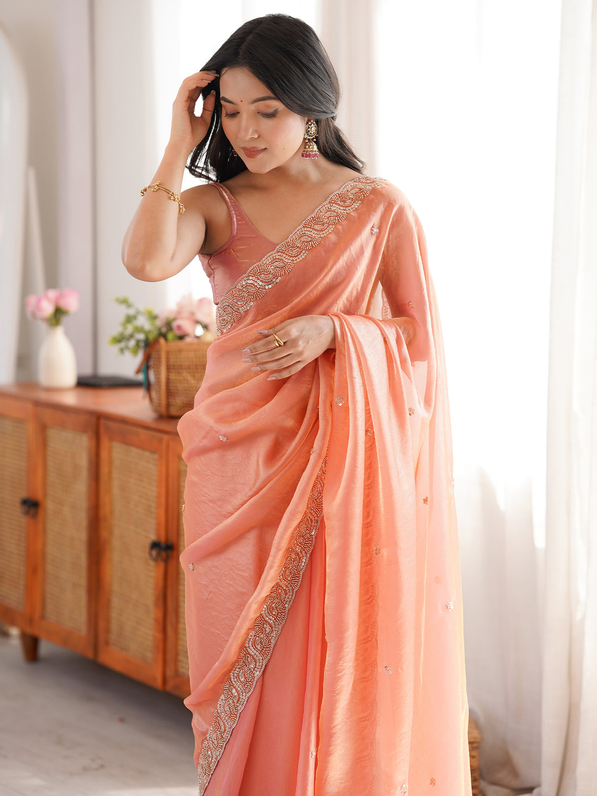 Women's Fendy Satin Saree With Unstitched Blouse Piece