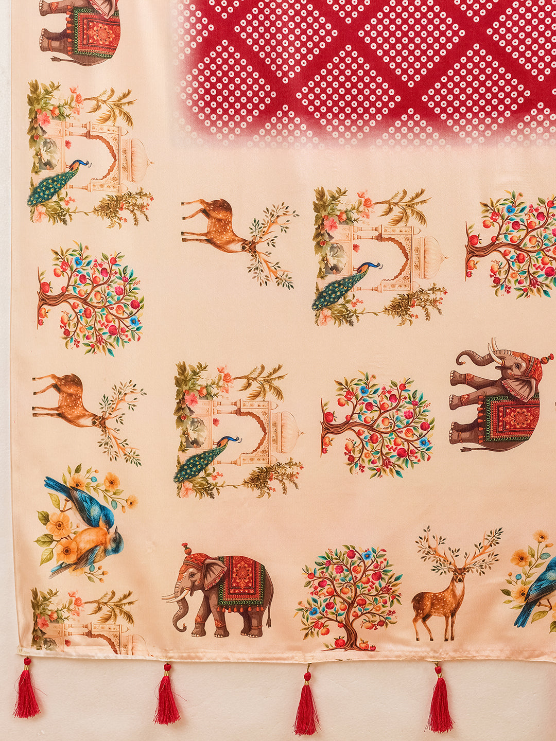 Women's Bandhani Saree With Unstitched Blouse Piece