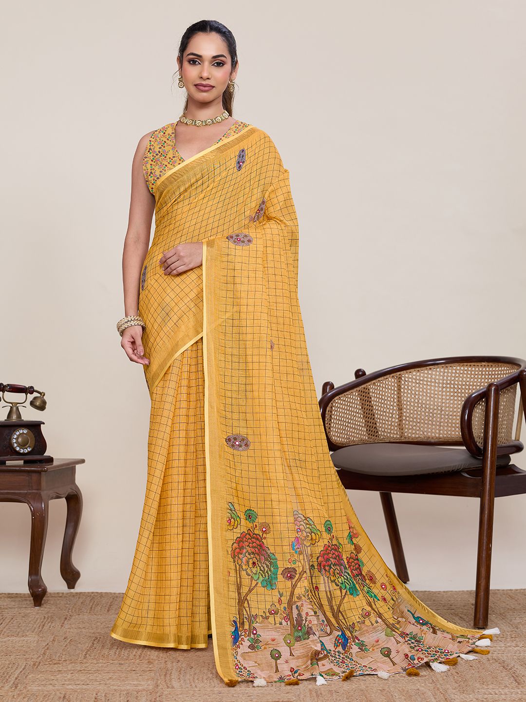 Women's Linen Saree With Unstitched Blouse Piece