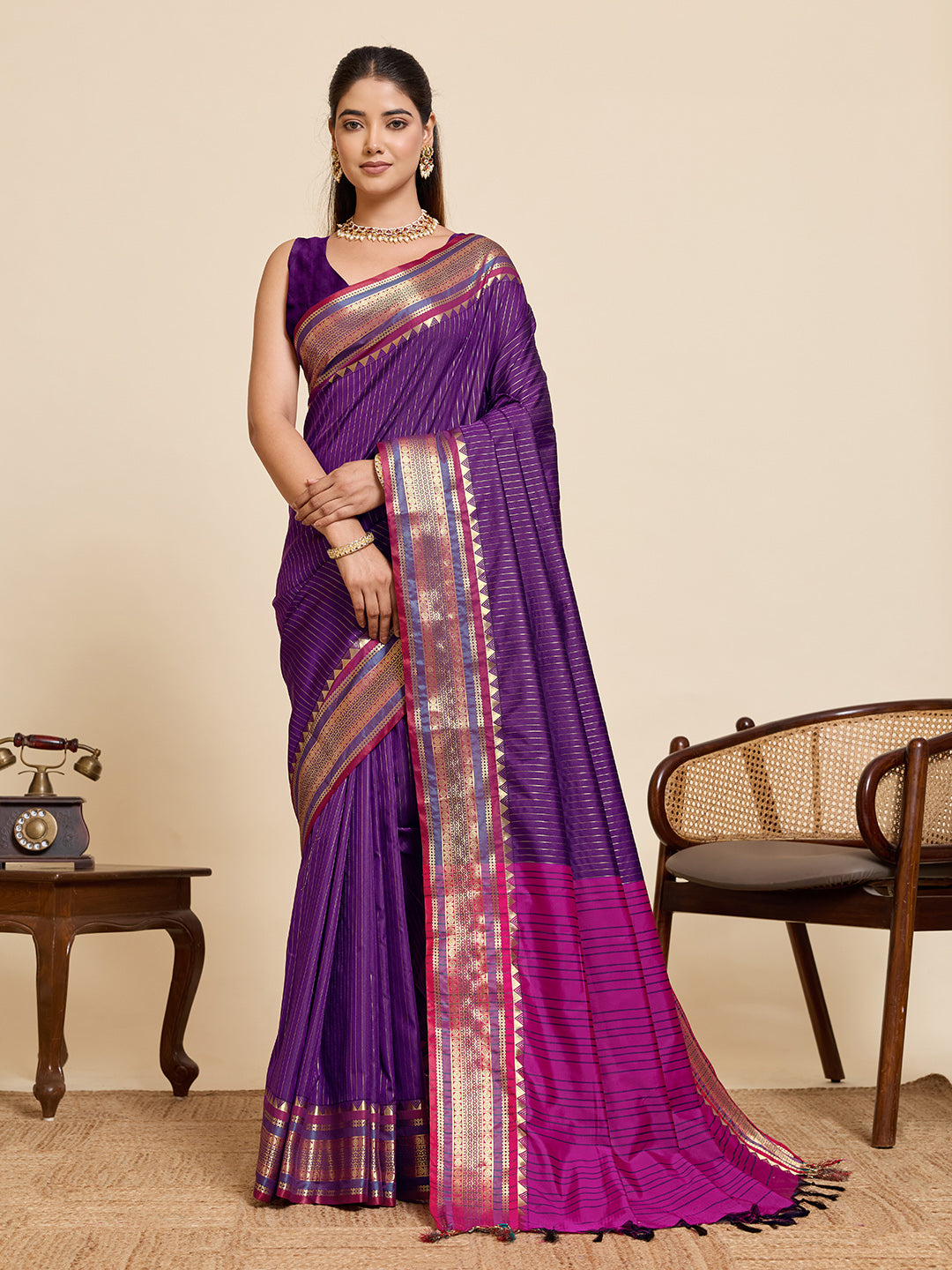 Women's Banarasi Silk Saree With Unstitched Blouse Piece