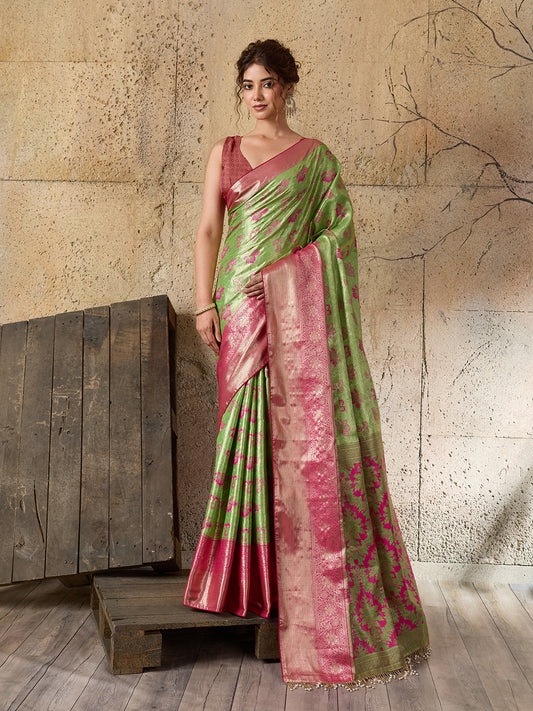 Women's Kanjivaram Silk Saree With Unstitched Blouse Piece