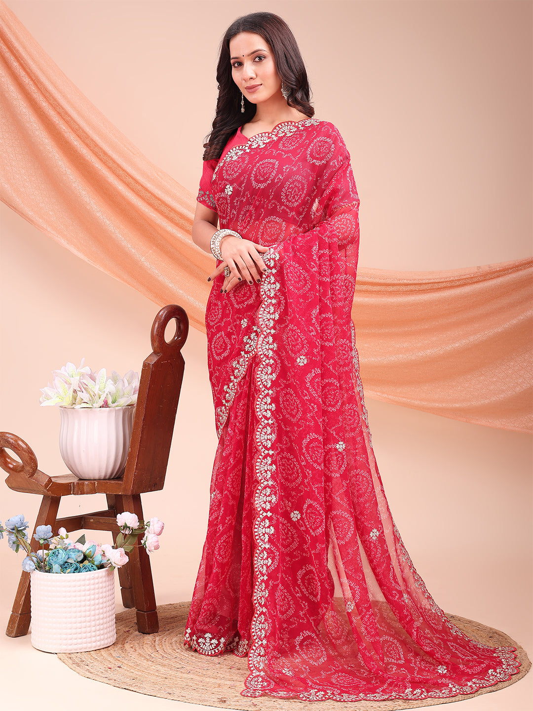 Women's Georgette Bandhani Saree With Unstitched Blouse Piece