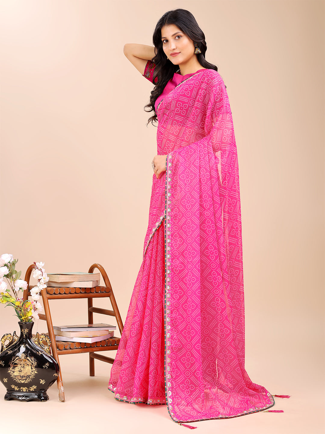 Women's Shimmer Bandhani Saree With Unstitched Blouse Piece