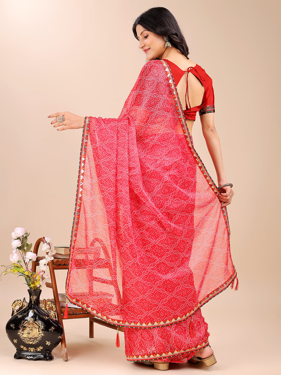 Women's Shimmer Bandhani Saree With Unstitched Blouse Piece