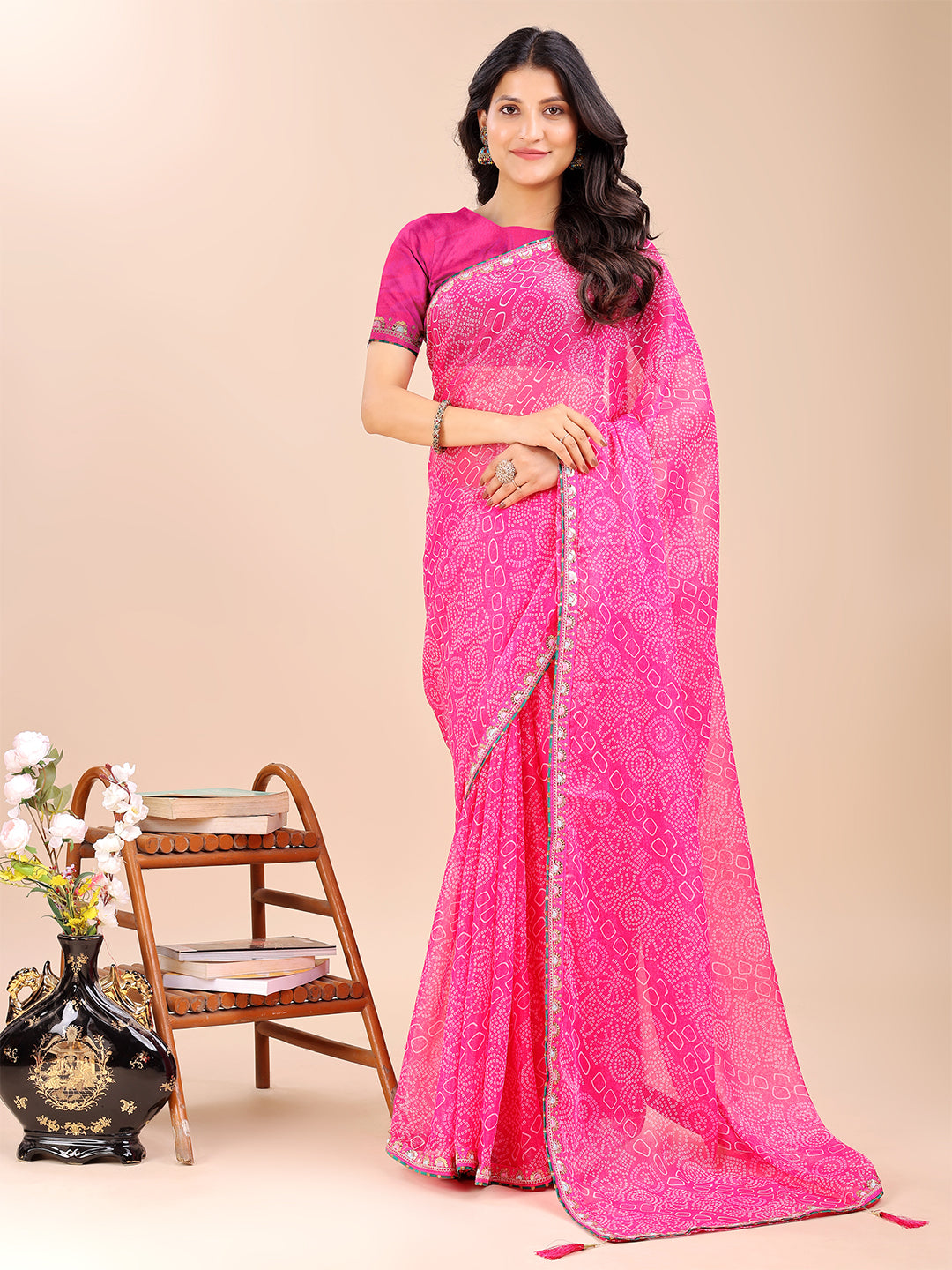 Women's Shimmer Bandhani Saree With Unstitched Blouse Piece