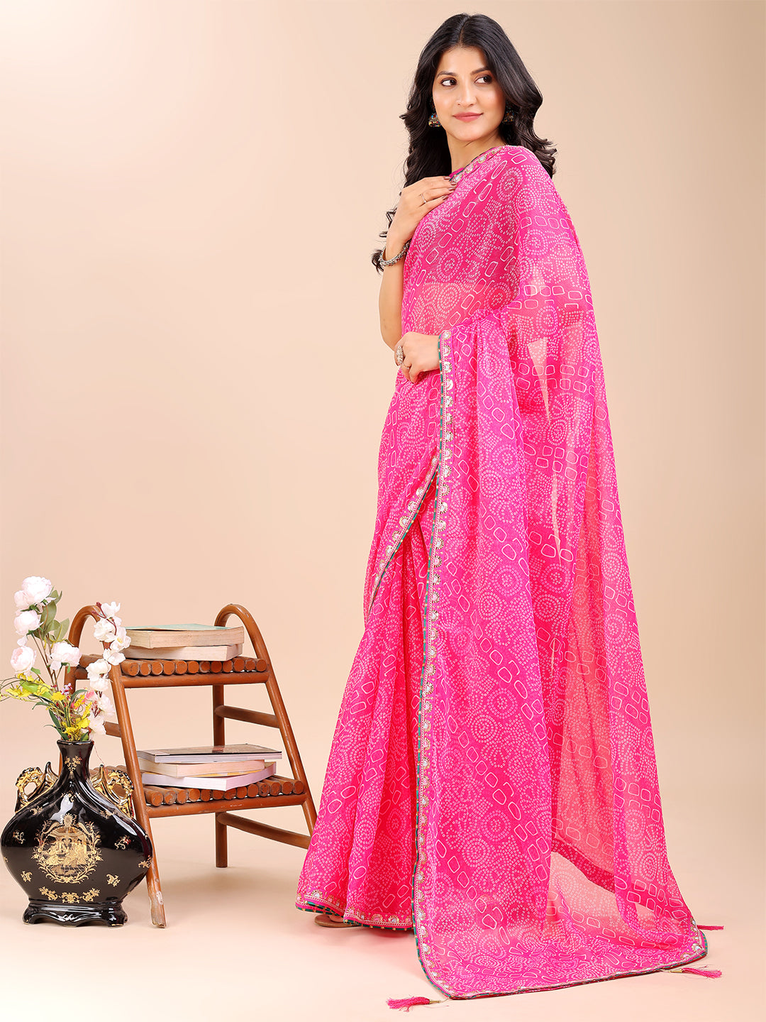 Women's Shimmer Bandhani Saree With Unstitched Blouse Piece