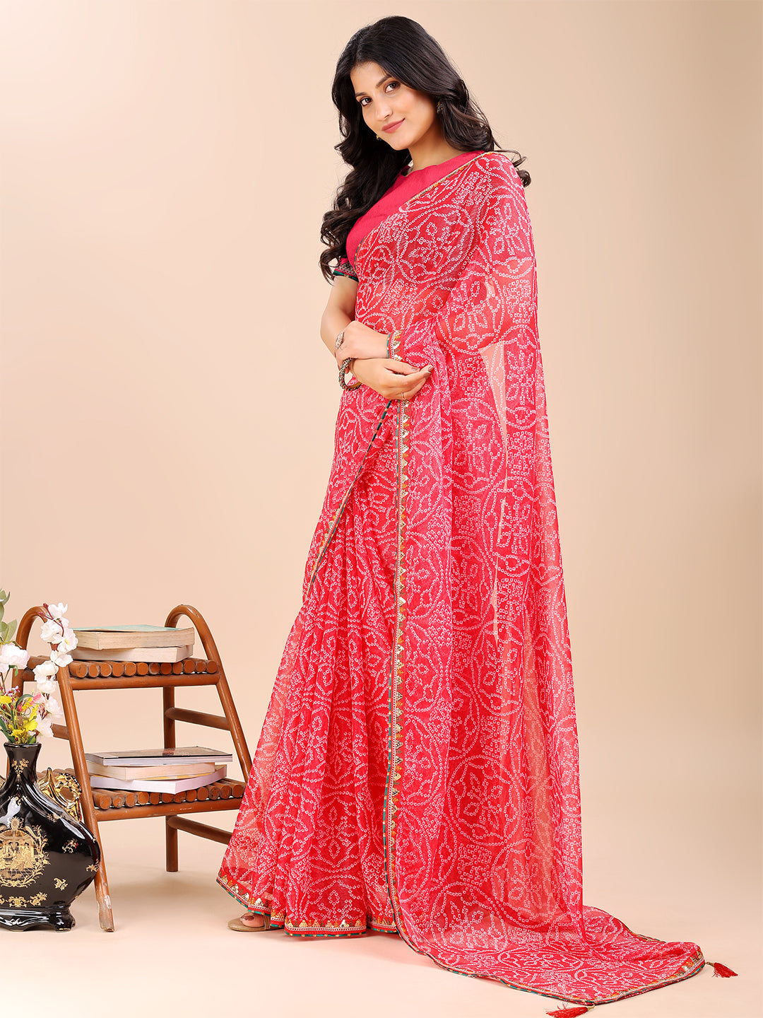 Women's Shimmer Bandhani Saree With Unstitched Blouse Piece