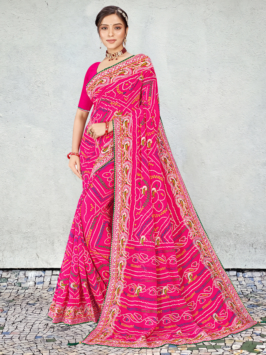 Women's Georgette Bandhani Saree With Unstitched Blouse Piece