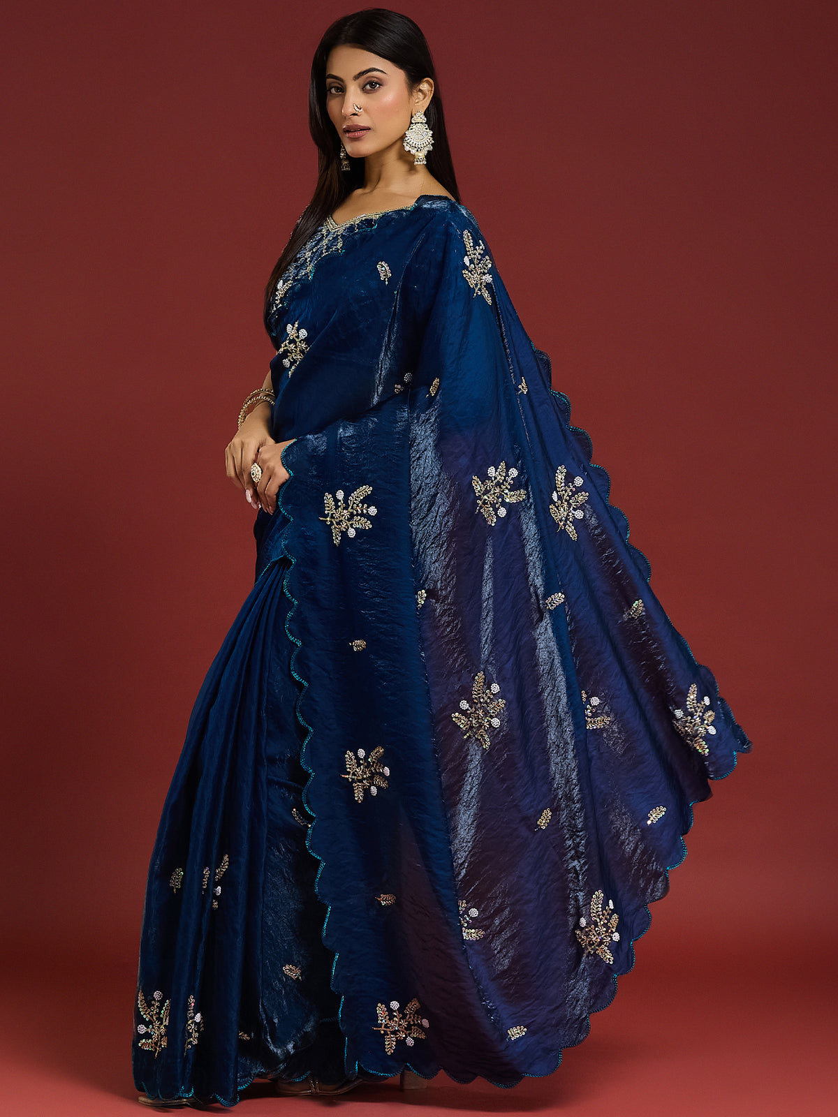 Women's Fendy Satin Saree With Unstitched Blouse Piece
