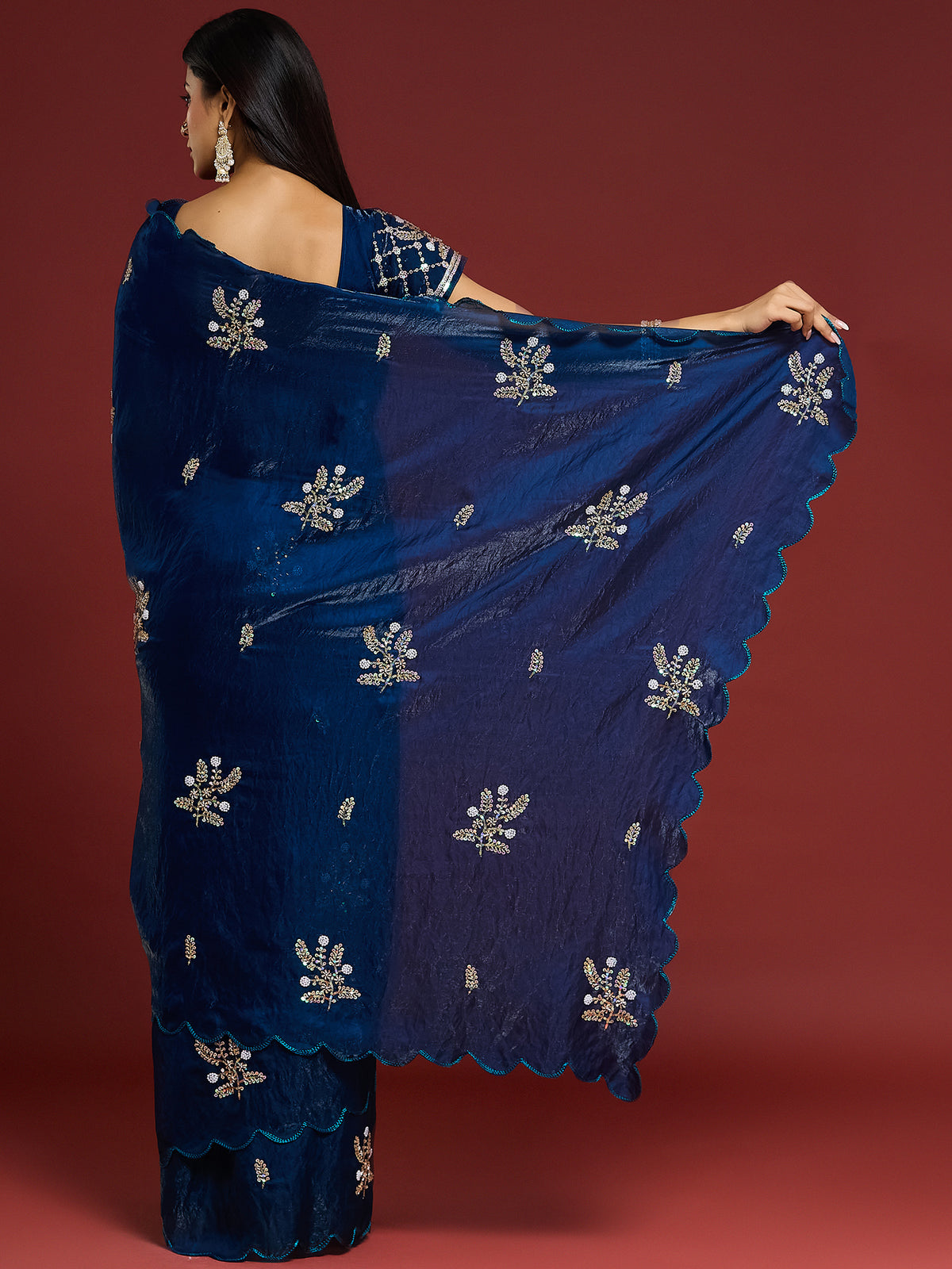 Women's Fendy Satin Saree With Unstitched Blouse Piece