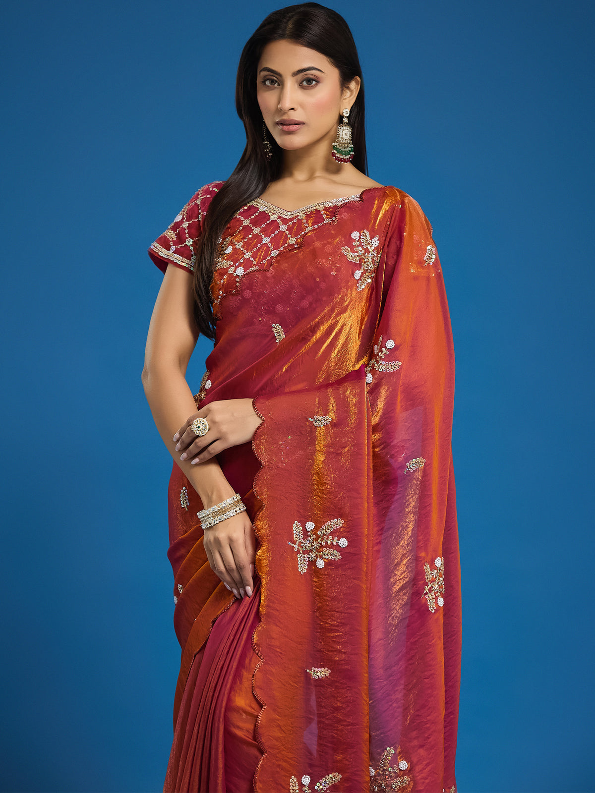 Women's Fendy Satin Saree With Unstitched Blouse Piece