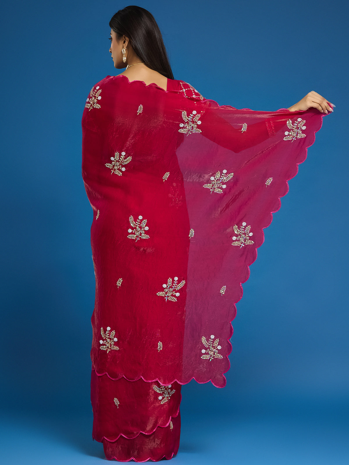 Women's Fendy Satin Saree With Unstitched Blouse Piece