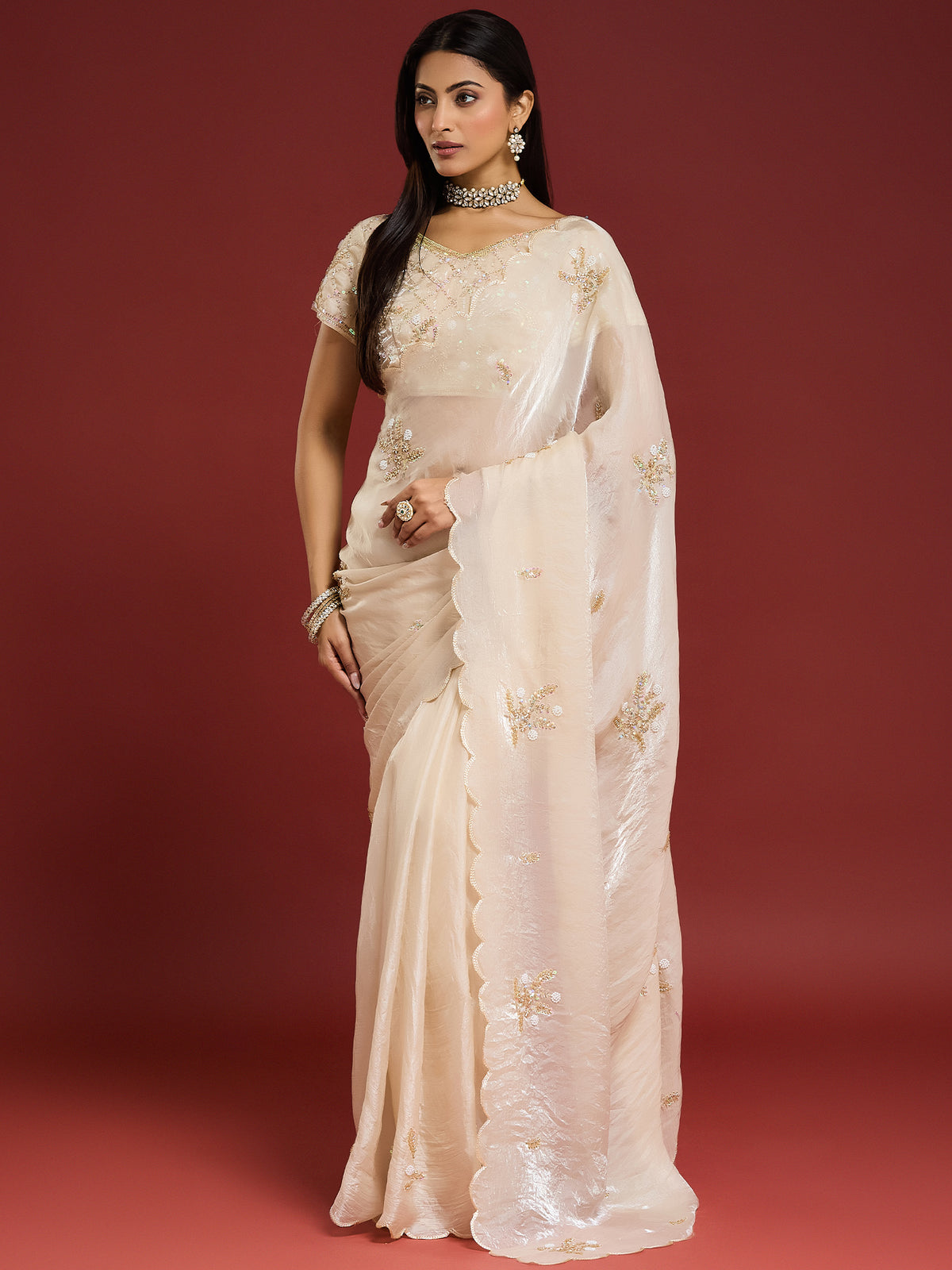 Women's Fendy Satin Saree With Unstitched Blouse Piece