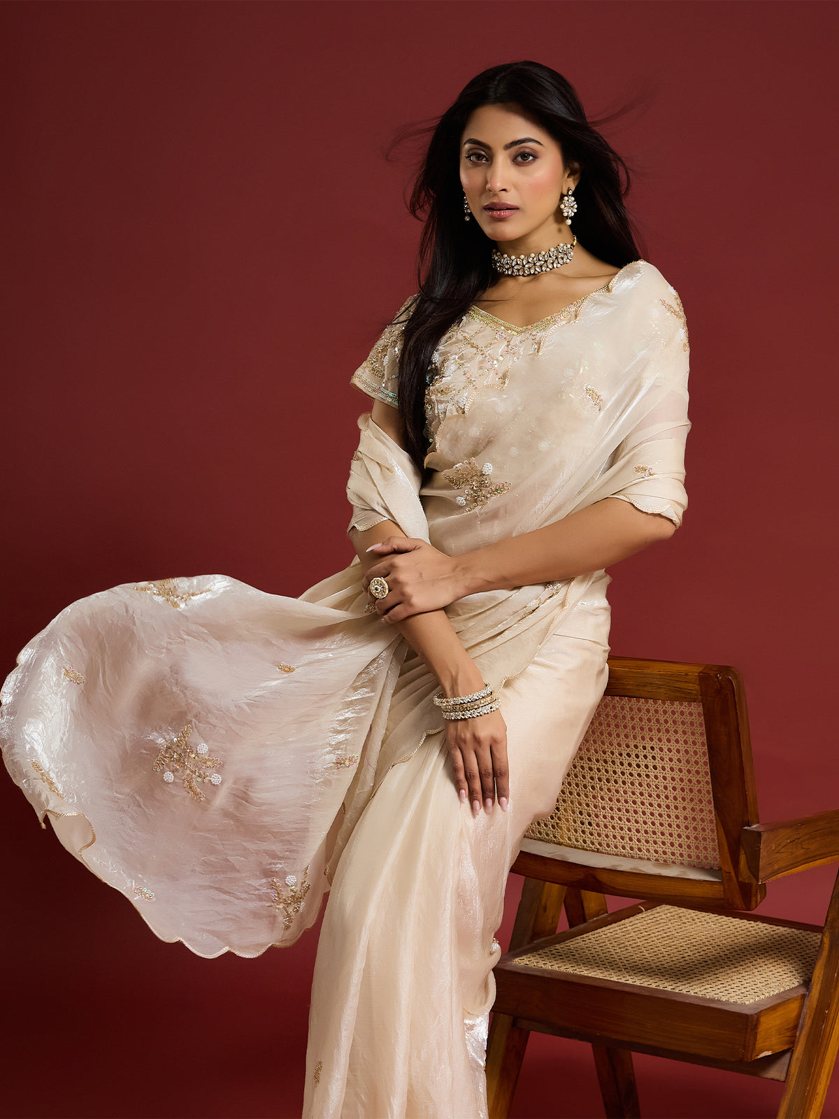 Women's Fendy Satin Saree With Unstitched Blouse Piece