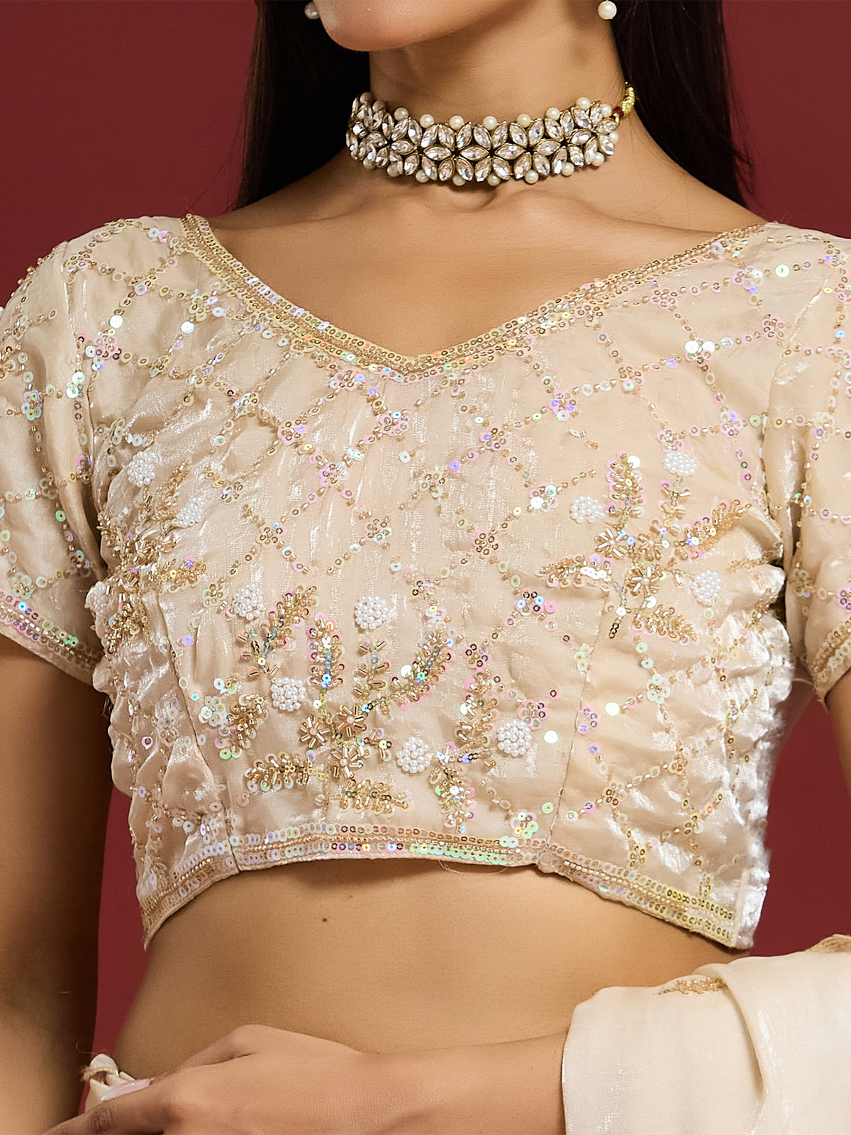 Women's Fendy Satin Saree With Unstitched Blouse Piece