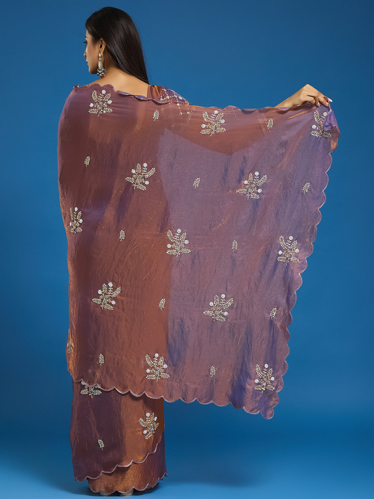 Women's Fendy Satin Saree With Unstitched Blouse Piece