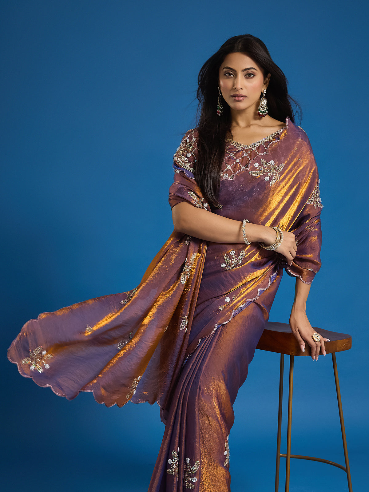 Women's Fendy Satin Saree With Unstitched Blouse Piece