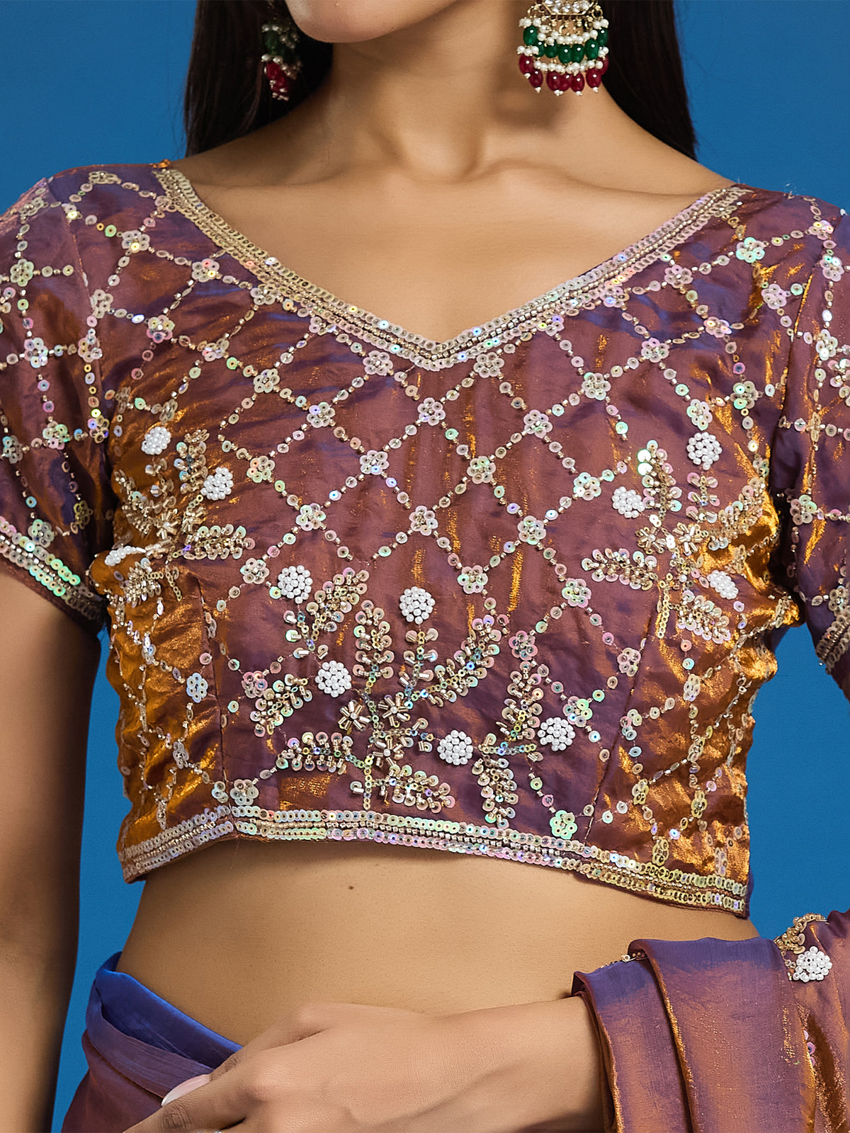 Women's Fendy Satin Saree With Unstitched Blouse Piece