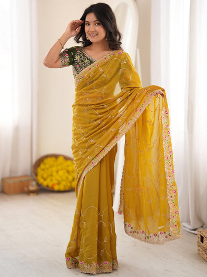 Women's Georgette Saree With Unstitched Blouse Piece