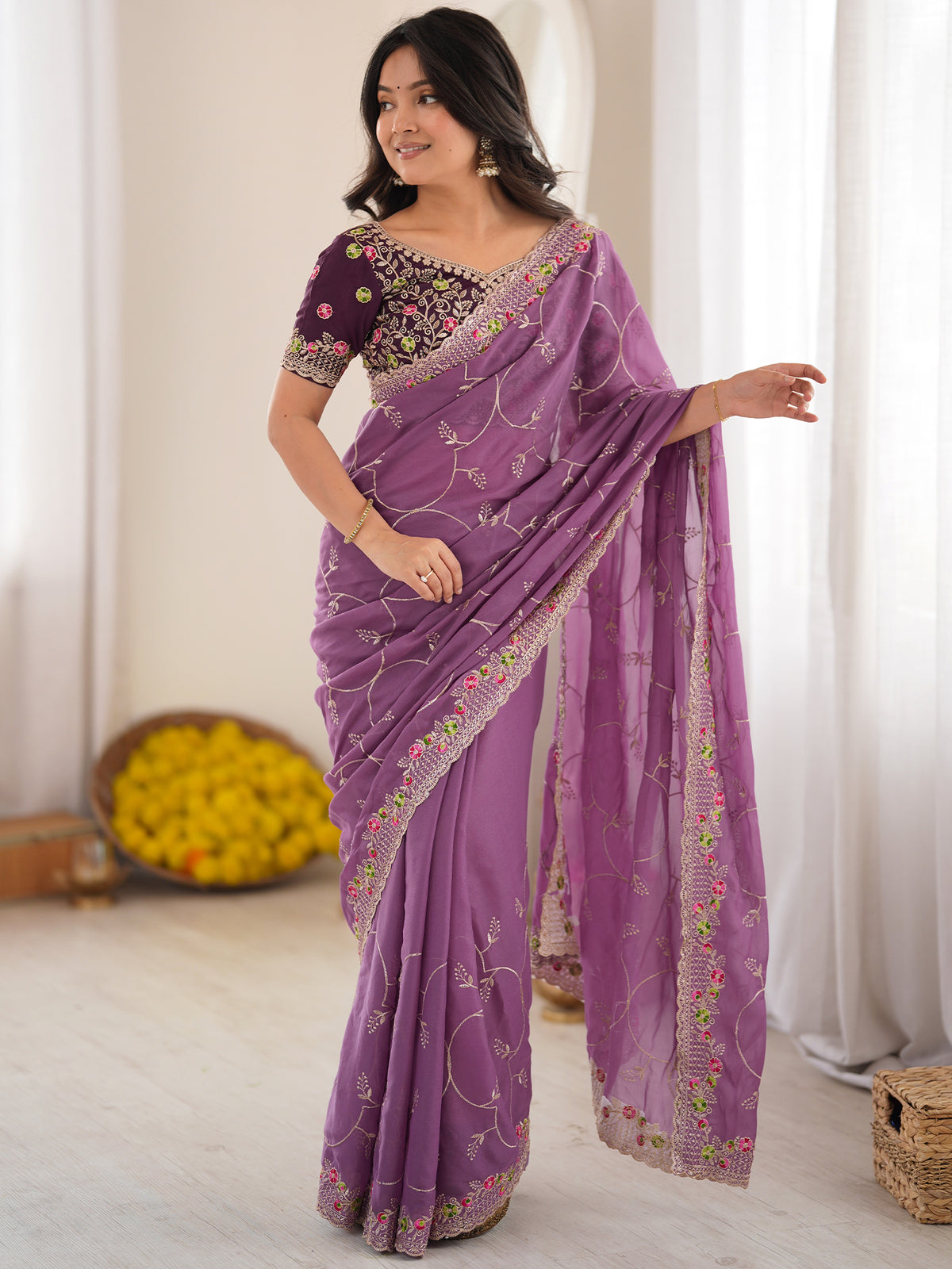 Women's Georgette Saree With Unstitched Blouse Piece