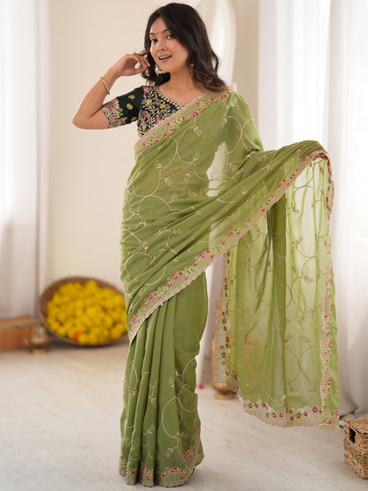 Women's Georgette Saree With Unstitched Blouse Piece
