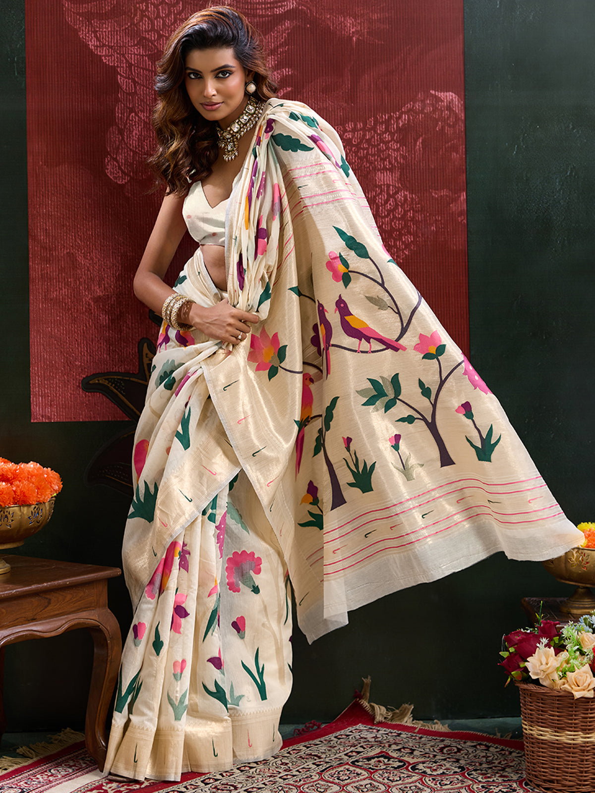 Women's Paithani Silk Saree With Unstitched Blouse Piece