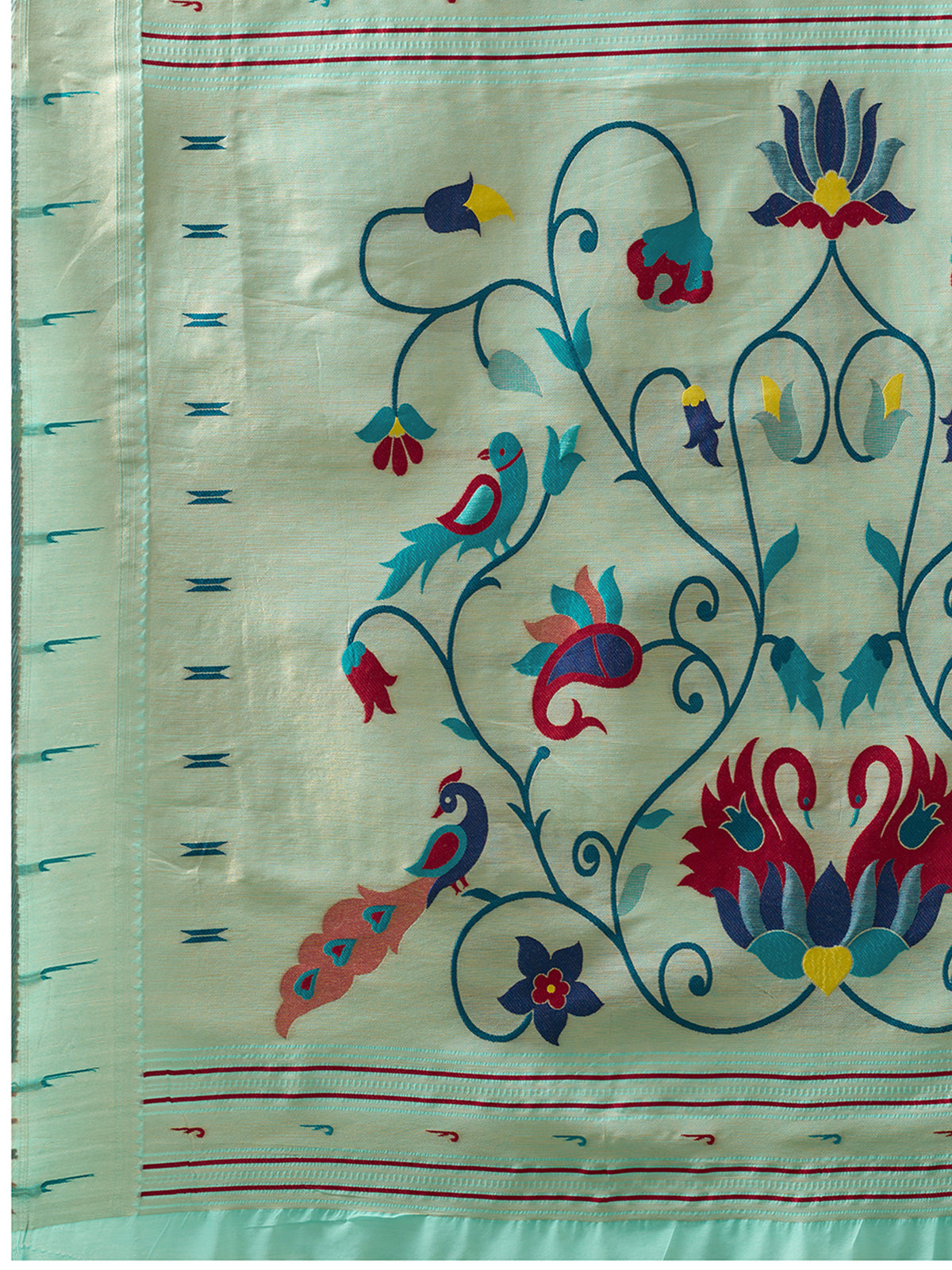 Women's Paithani Silk Saree With Unstitched Blouse Piece