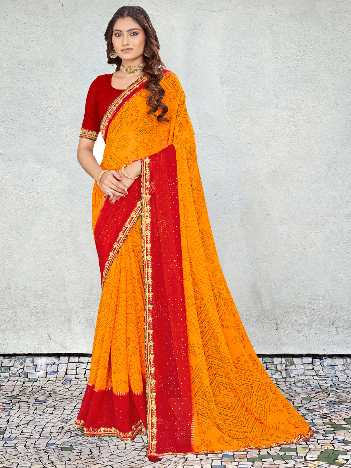 Women's Georgette Bandhani Saree With Unstitched Blouse Piece