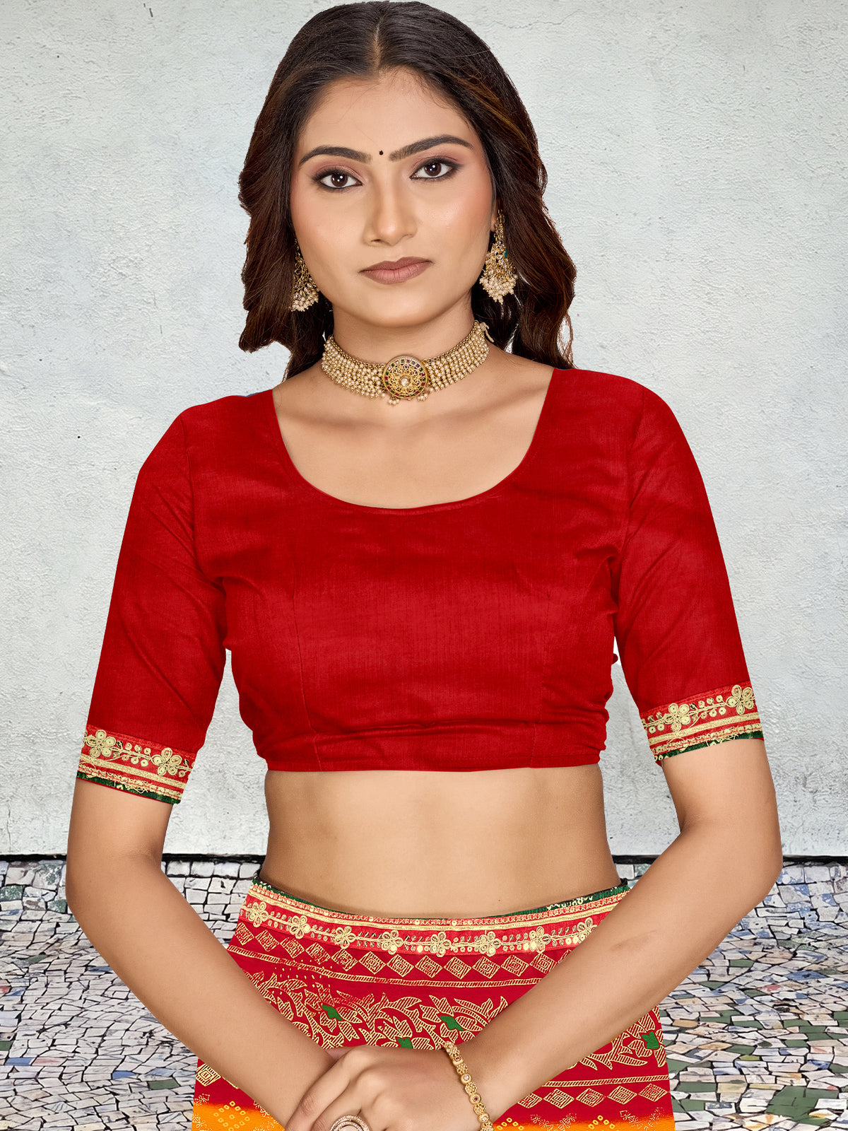 Women's Georgette Bandhani Saree With Unstitched Blouse Piece