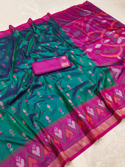Women's Ikkat Silk Blend Saree With Unstitched Blouse Piece