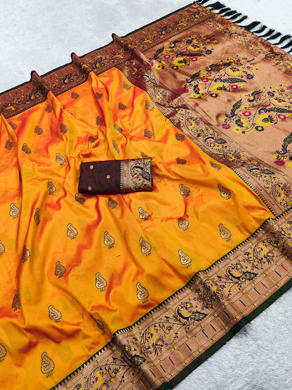 Women's Paithani Silk Saree With Unstitched Blouse Piece
