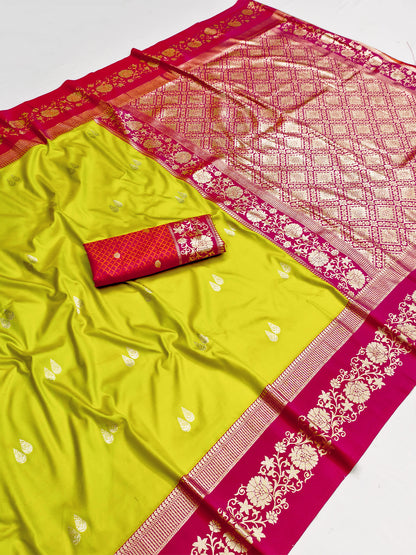 Women's Banarasi Silk Saree With Unstitched Blouse Piece