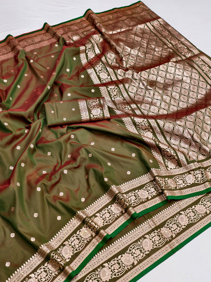 Women's Banarasi Silk Saree With Unstitched Blouse Piece