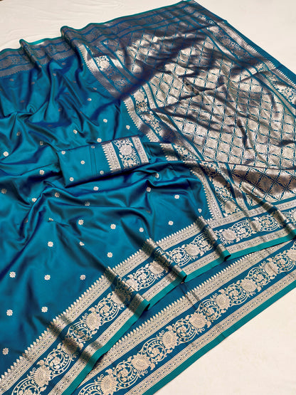 Women's Banarasi Silk Saree With Unstitched Blouse Piece