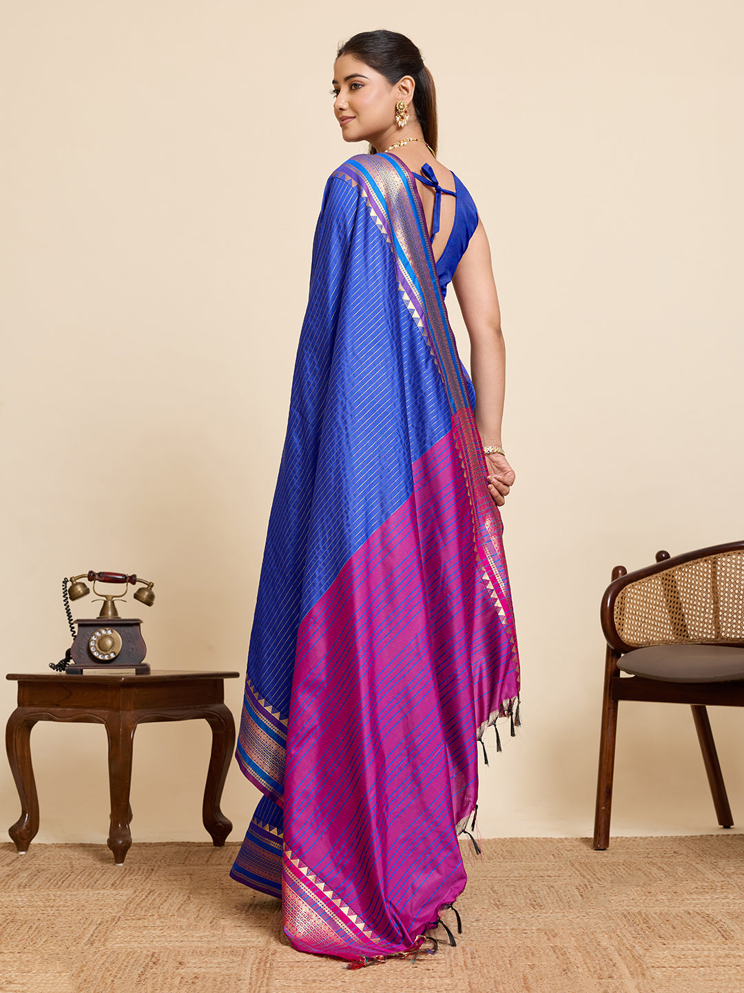 Women's Banarasi Silk Saree With Unstitched Blouse Piece