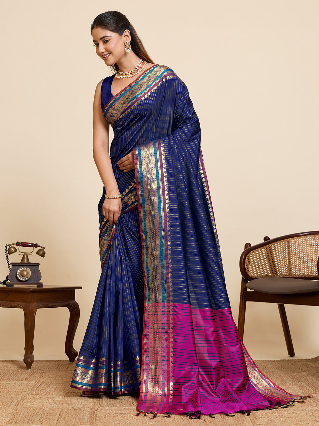 Women's Banarasi Silk Saree With Unstitched Blouse Piece