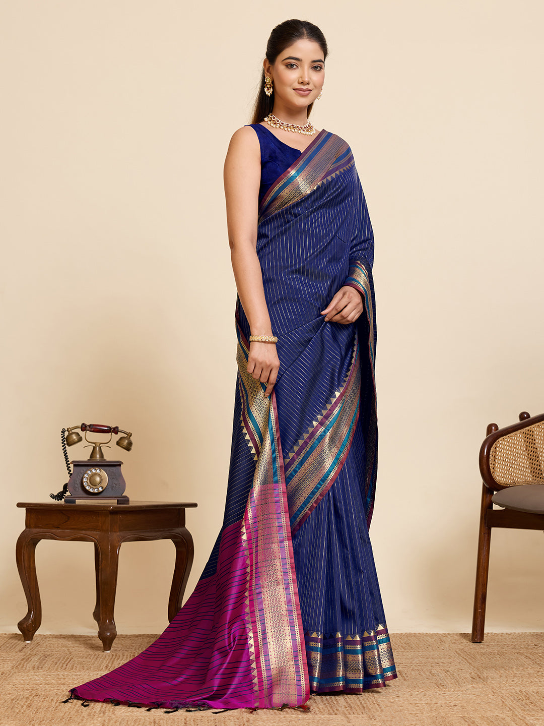 Women's Banarasi Silk Saree With Unstitched Blouse Piece