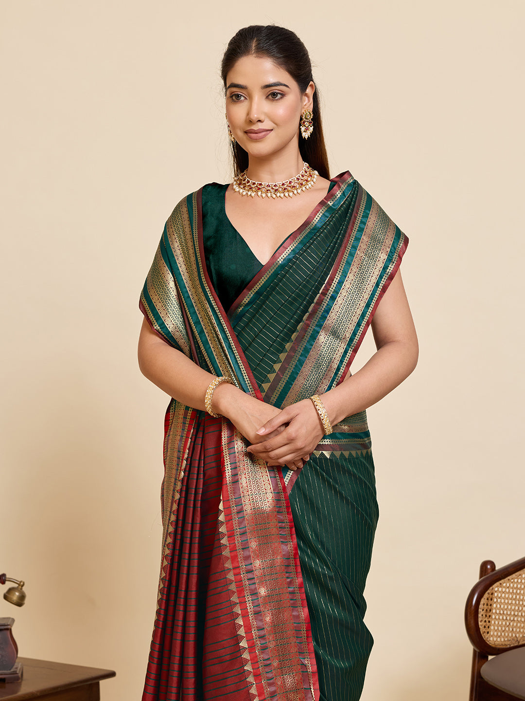 Women's Banarasi Silk Saree With Unstitched Blouse Piece