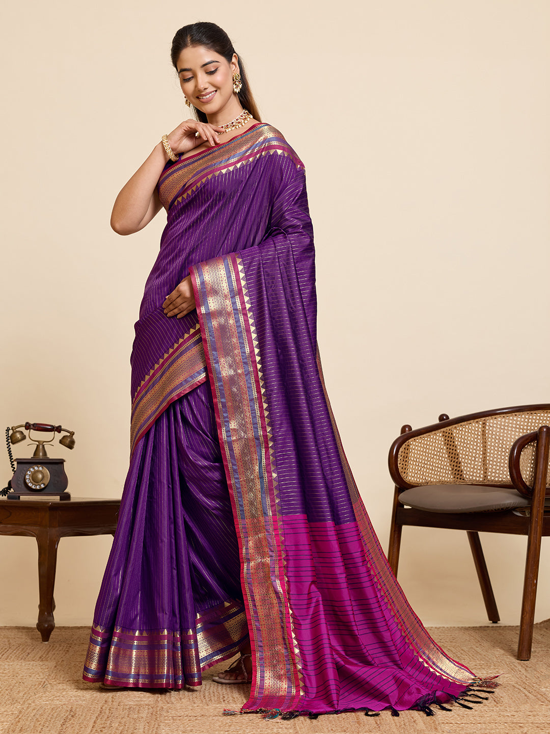 Women's Banarasi Silk Saree With Unstitched Blouse Piece
