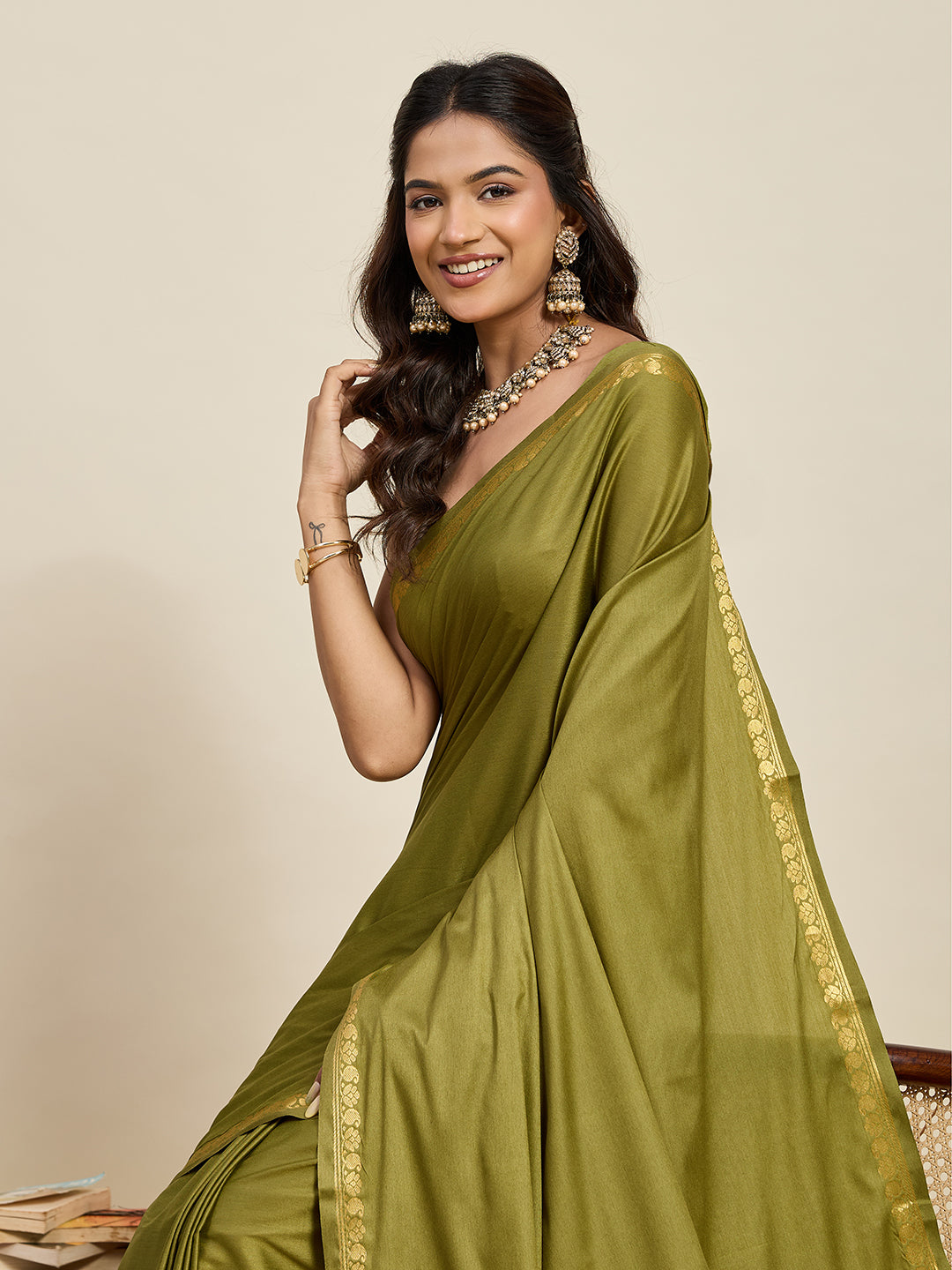Women's Soft Silk Saree With Unstitched Blouse Piece