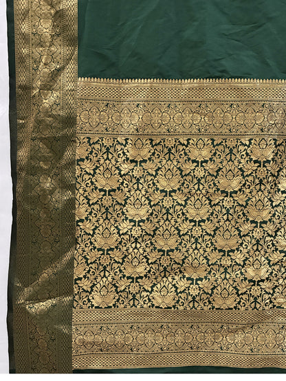 Women's Banarasi Silk Saree With Unstitched Blouse Piece