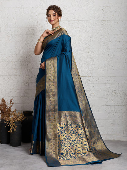 Women's Banarasi Silk Saree With Unstitched Blouse Piece