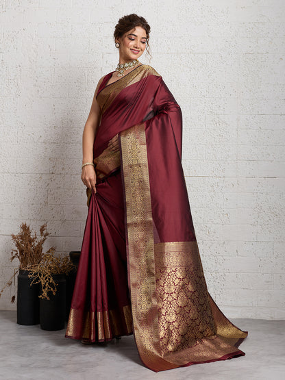Women's Banarasi Silk Saree With Unstitched Blouse Piece