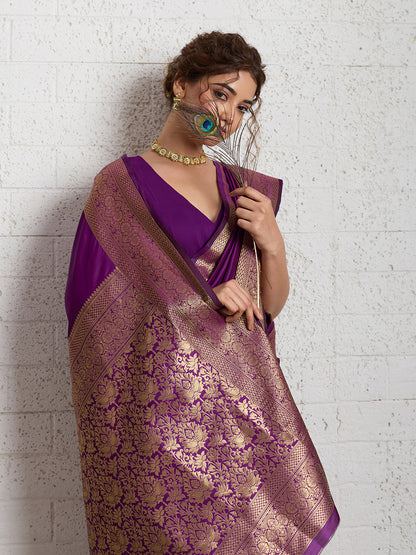 Women's Banarasi Silk Saree With Unstitched Blouse Piece