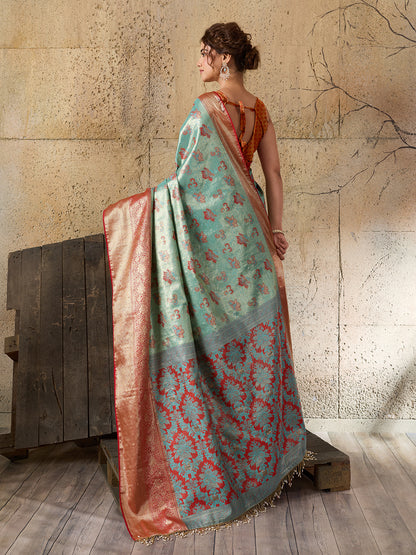 Women's Kanjivaram Silk Saree With Unstitched Blouse Piece
