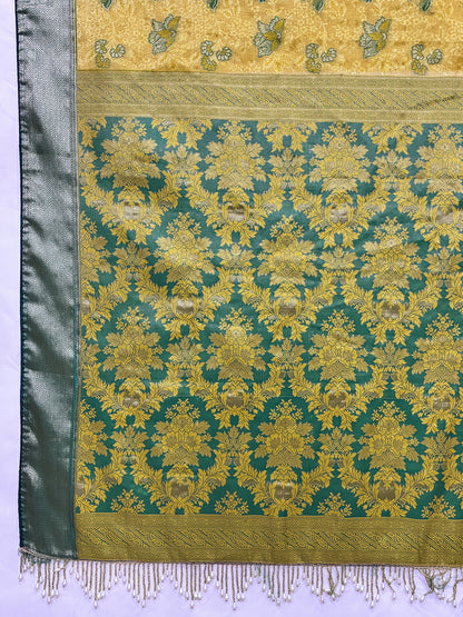 Women's Kanjivaram Silk Saree With Unstitched Blouse Piece